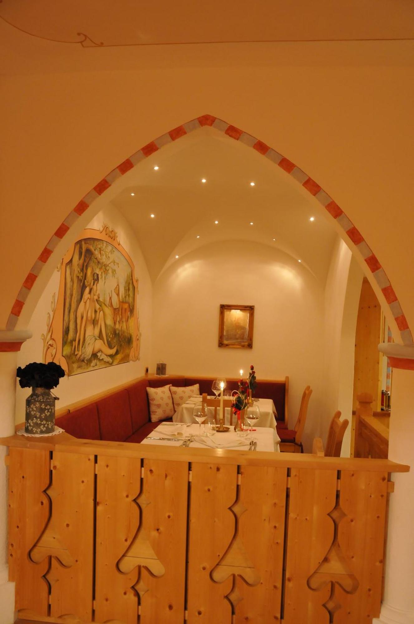 Hotel Valacia Pozza di Fassa Eksteriør billede